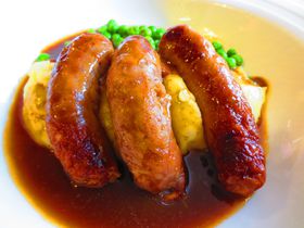 �C�M���X�E�I�b�N�X�t�H�[�h�ŌẪp�u�u�U�E�x�A�[�E�C���v�ŐH�ׂ�`�������̋L���T���l�C��