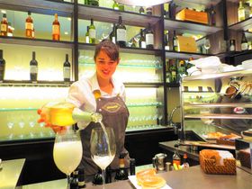 �t�B�����c�F�Ŋ��\�������g�����t�ƃ��C���I�u�v���J�b�`�v�͋M�����v���f���[�X���郏�C���o�[�̋L���T���l�C��