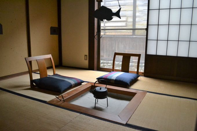 �u�Ԗ؂̏h�v�̗���ŉ߂����v���C�x�[�g�Ȏ���