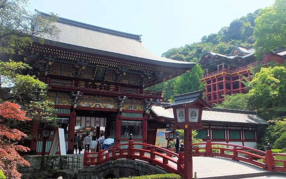 創建は江戸時代！京都から勧請された祐徳稲荷神社