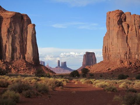 アメリカのおすすめ大自然スポット25選 リピーターも満足！の記事サムネイル