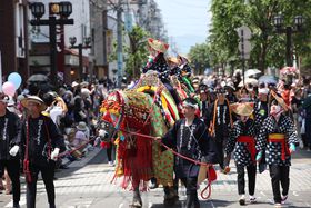 gwEhӂ́u{򌫎䂩̒nvƓ`s̋LTlC