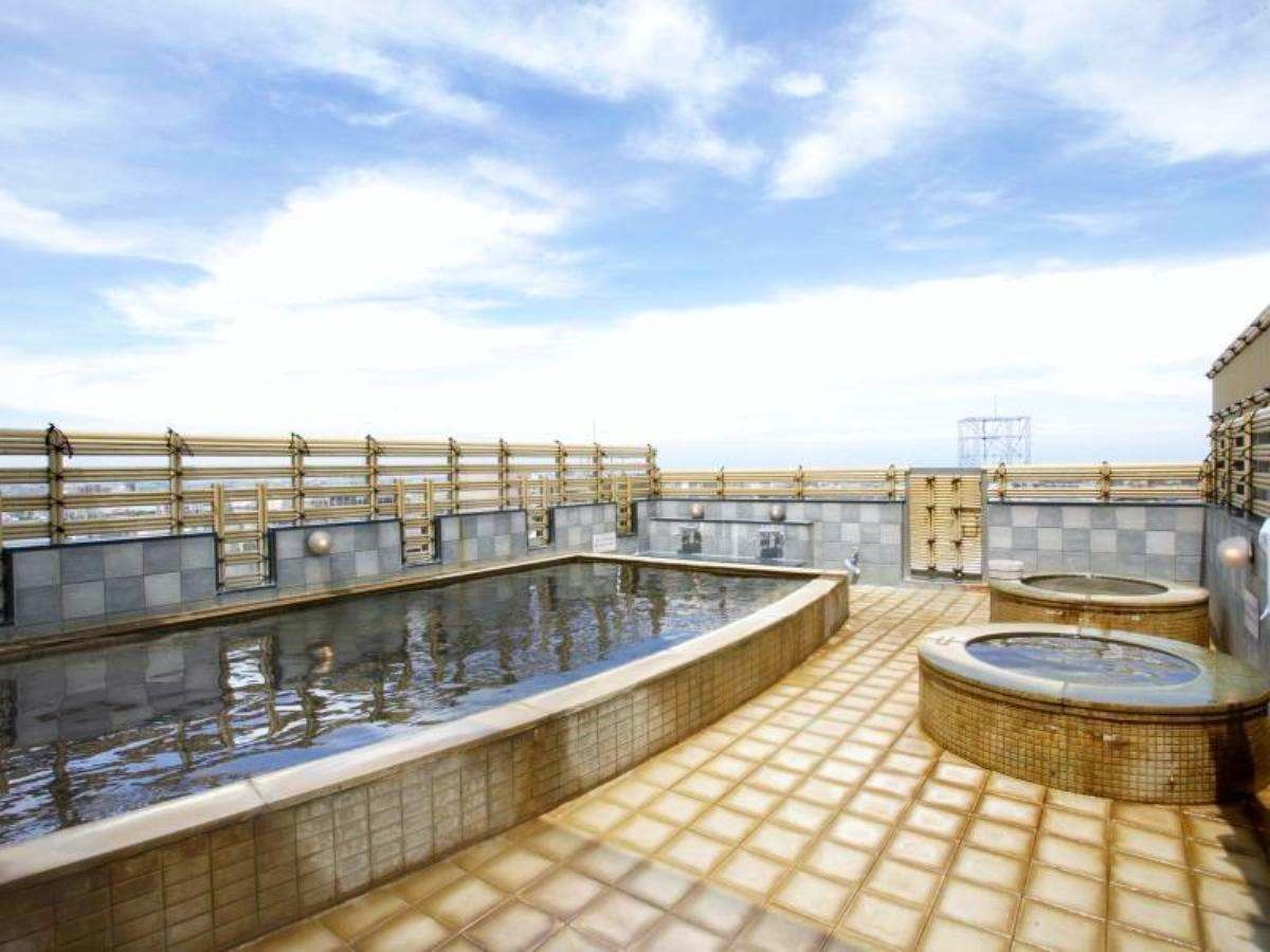最上階にある天然温泉・展望露天風呂