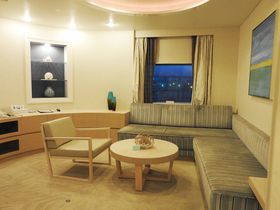 mtF[uvŐցIґȃN[Y̋LTlC