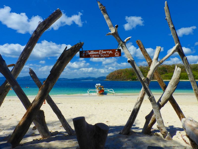 インドネシア・ナングー島「永遠に美しい」ビーチで楽園満喫！