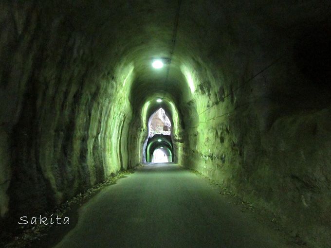 不思議な2階建てトンネルは養老渓谷にあり！その仕組みとは