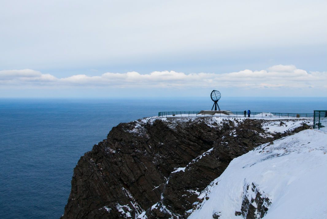 ヨーロッパ最北の絶景！ノルウェーの断崖絶壁の岬ノールカップで何を願う!?