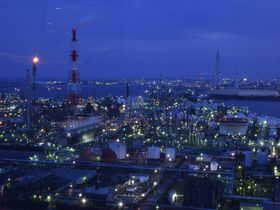 日本夜景遺産認定！三重県四日市「うみてらす14」の工場夜景が美しい