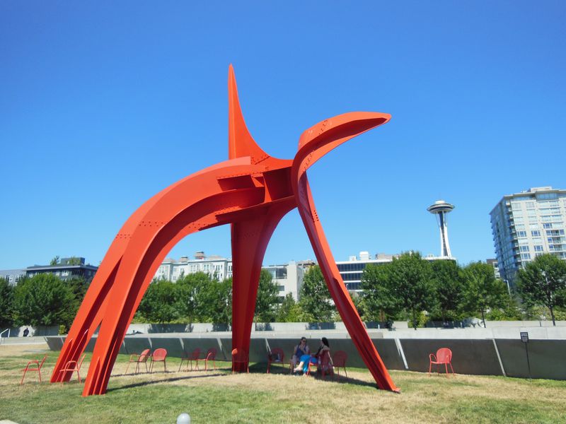 無料で楽しむ！シアトルの水辺のアート「オリンピック彫刻公園」