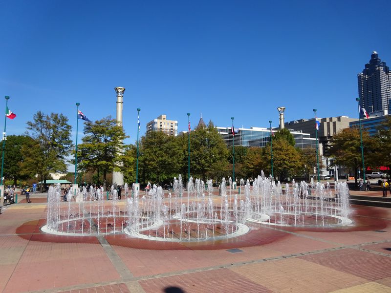 y2025NŐVzAJEAg^ł߂̊όn11I