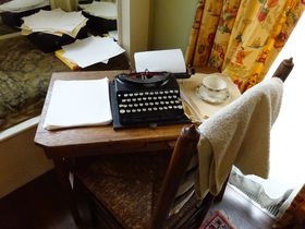 uƋɋʁv͂Ő܂ꂽIu~b`FnEXvƃAg^̗j̋LTlC