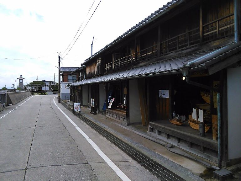 ���˓��C�ɕ����ԕ��҂��A���҂��̍`�@����