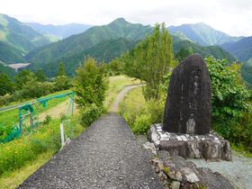 世界遺産・熊野古道小辺路にある奈良十津川「果無集落」を歩く