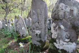 �M�B�̉��̓��u�獑�X���v�́A�����ׂ����[�J���E���[�h�I�̋L���T���l�C��