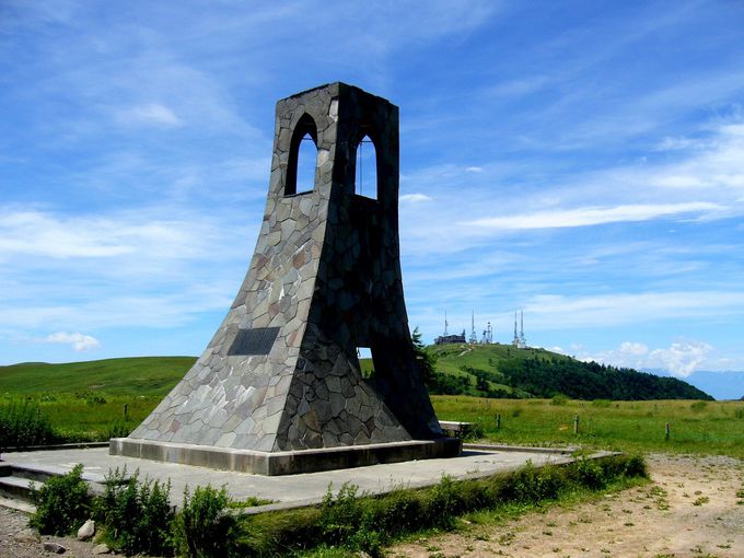 美ヶ原高原のシンボル「美しの塔」