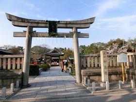 お花見発祥の地・京都「神泉苑」と「羅城門」をつなぐ空海伝説をめぐる旅
