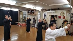 TCɂȂ낤IiEuفv̐^ǎoC̋LTlC