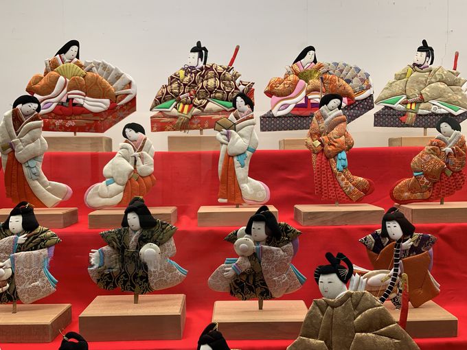 お雛様の展示数は500体以上！見応えのある「亀田城佐藤八十八美術館」