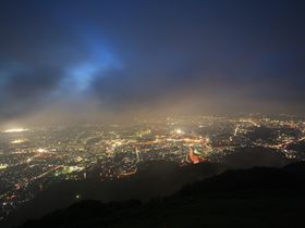 華やかな北九州の夜景を一望！新日本三大夜景「皿倉山」