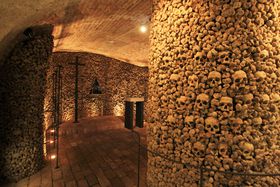 ɃCɖ`[YI`FRuBAnv̈閣͂̋LTlC