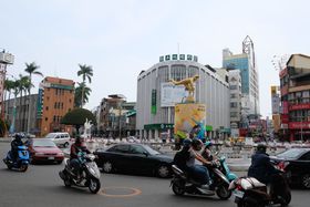 p̃[JȖ͂IË`E1όfR[X̋LTlC