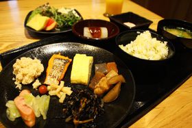 ӂ̖\łIzej]㗄̓GlM[`[Włh̋LTlC