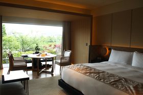 ���s�̓`���E�������Ïk���ꂽ���O�W���A���[��ԁI�U�E���b�c�E�J�[���g�����s�̋L���T���l�C��