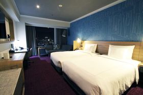 ���̉؂₩���ƃX�C�X�̖؂̂ʂ�����ɕ�܂ꖰ��K���I�X�C�X�z�e����C���̋L���T���l�C��