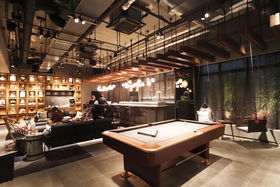 ���C�t�X�^�C���z�e���ɔ��܂�Ȃ�uTHE LIVELY���z�\�ԁv�̋L���T���l�C��