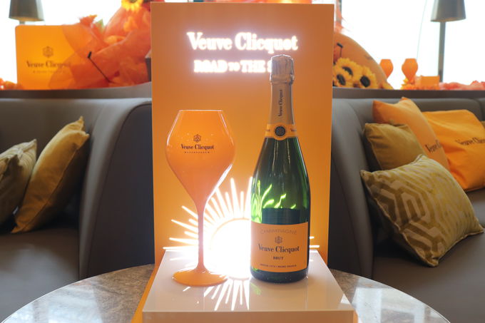 �J���I�ȋ�Ԕ������͂̃��E���W