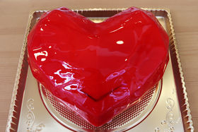 �܂�ŕ�΂̋P���I������X�C�[�c���t�[�h������Laox���ږx�X�̋L���T���l�C��