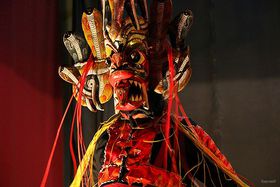 �X�������J�̌Ós�I���E��Y�L�����f�B�ƍg���̎Y�n�k�����G�����̌����Љ�̋L���T���l�C��