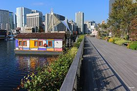 ���͖��ڂ̃X���[���A�C�����h�I�i��u�V���F�A�C���v�̂������ߎU��X�|�b�g�̋L���T���l�C��