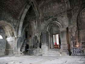 美しい十字架も必見！アルメニアの世界遺産ハフパット修道院