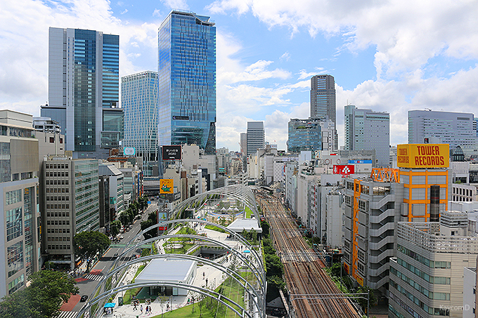 渋谷の街並みが一望できる多彩な部屋タイプ