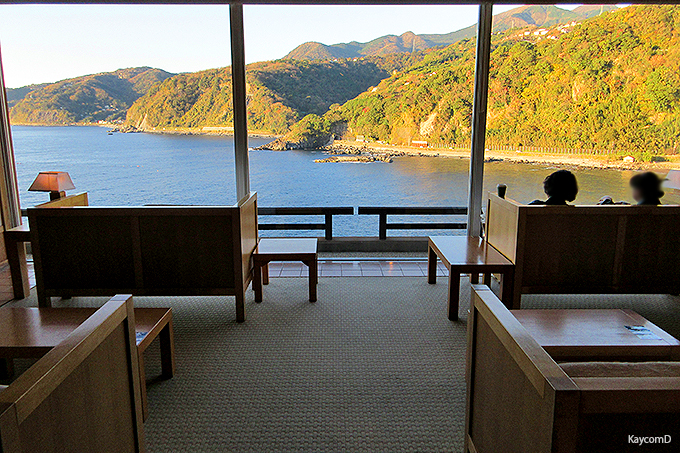 森と海に囲まれた「赤沢温泉ホテル」
