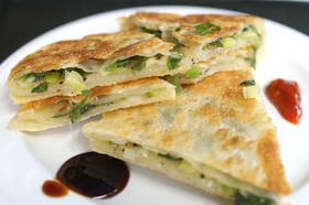 �u�ǓƂ̃O������p�ҁv�ɓo��I�X���u�K�����فv�̌ܘY���H�ׂ��K�Q�݂ő�p�����̋L���T���l�C��