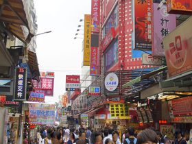 台湾・台中の夜市「一中街」は昼も大人気！おすすめのお店も