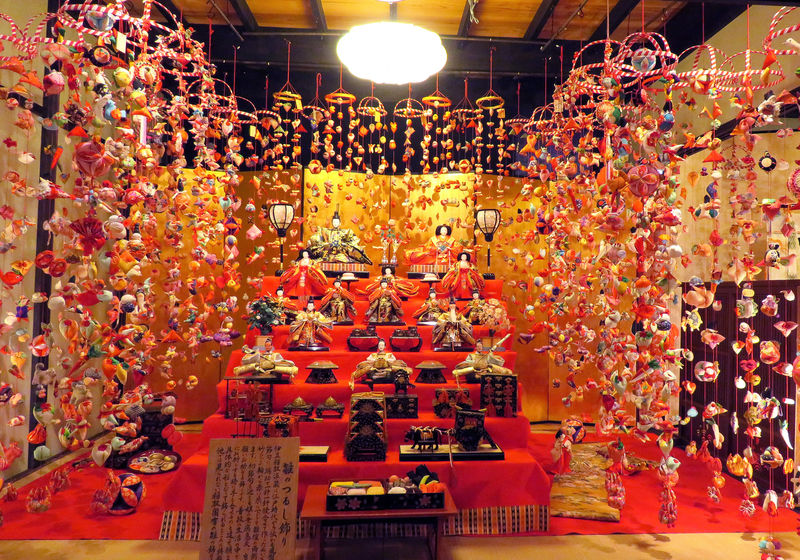 伊豆稲取「雛のつるし飾りまつり」その見どころと巡り方
