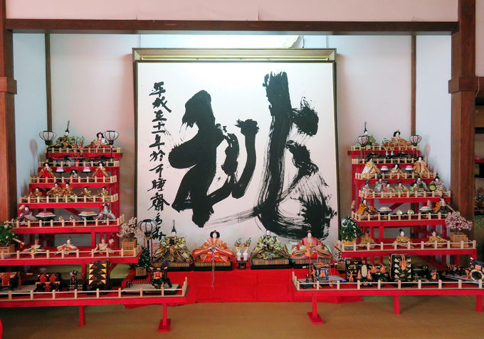 豪華な瑞龍閣で、“日本最大級のひな飾り”を堪能！