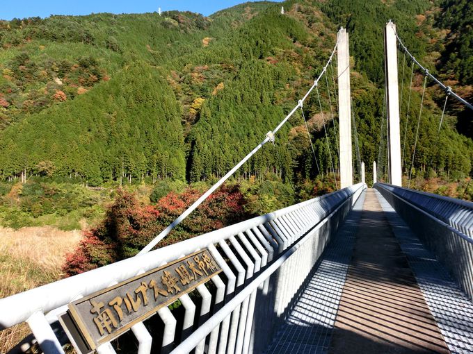 吊橋の名所 大井川流域のお薦め吊橋７選 夢の吊橋から畑薙大吊橋まで 静岡県 Lineトラベルjp 旅行ガイド