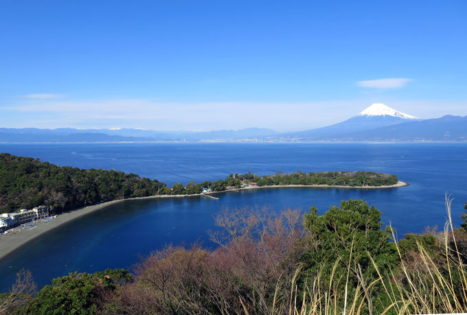 大瀬崎をのぞむ絶景！「富士山ビュースポット西浦江梨」