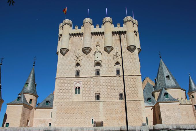 白雪姫城のモデル！スペイン セゴビア「アルカサル」の絶景スポット