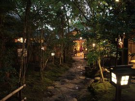 熊本・黒川温泉の隠れ家「のし湯」あえて料理で宿を選ぶその理由とは？