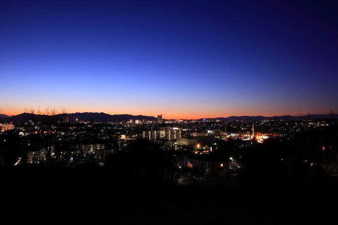 町田市街の絶品夜景を眺めることができる「成瀬山吹緑地」