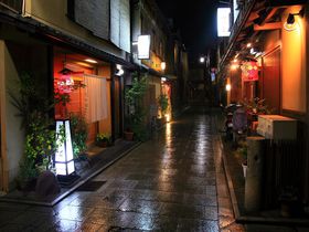 京の風情を静かに堪能したい人必見！祇園の「花見小路」界隈