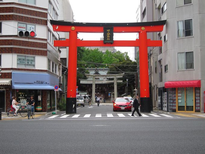 東上野のメインスポットといえば「下谷神社」