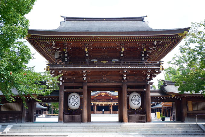 相模國一之宮寒川神社は全国唯一の八方除の守護神
