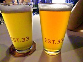 シンハービール直営店！バンコク「EST.33」で地ビールとおいしいおつまみを！
