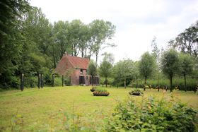 �x���M�[�Ŏn�܂����S�b�z�̉�Ɛl���I�����X�u�S�b�z�̉Ɓv�̋L���T���l�C��